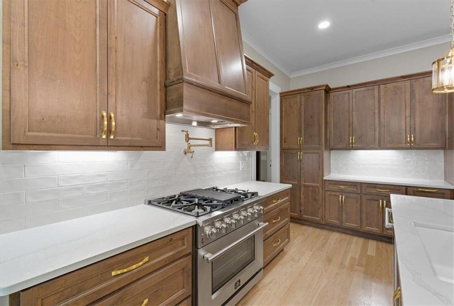 Furnished interior view inside a new home in , Kingston (Image 9).