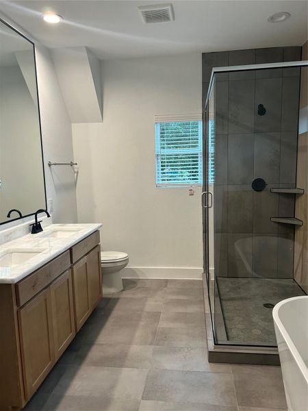 Furnished interior view inside a new home in , Houston (Image 11).