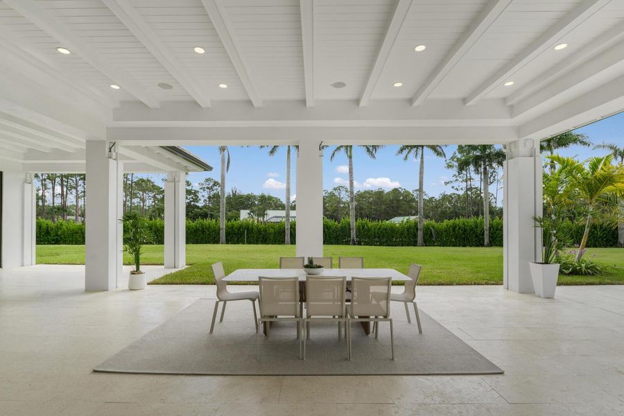Community amenities in , Palm Beach Gardens (Image 38).
