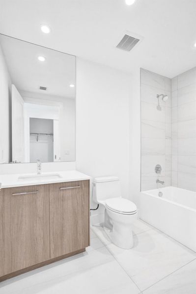 Furnished interior view inside a new home in , Fort Lauderdale (Image 13). Furnished interior view inside a new home in , Fort Lauderdale (Image 13).