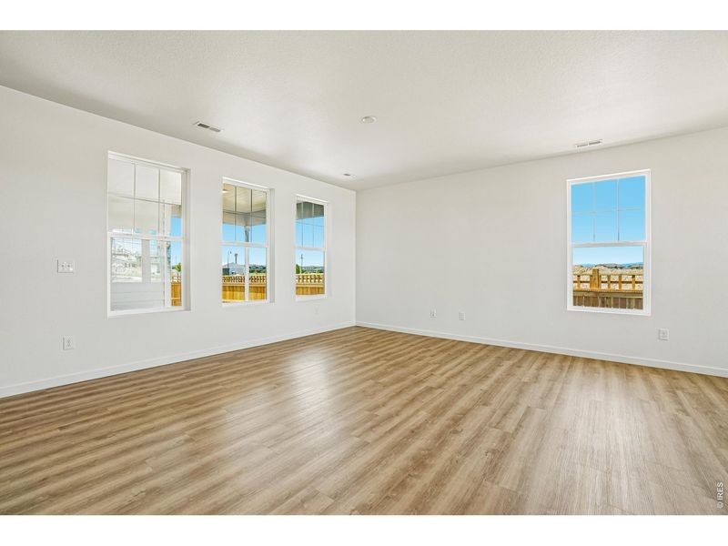Spacious, unfurnished interior of a new home in Timnath Lakes, Timnath (Image 31). Spacious, unfurnished interior of a new home in Timnath Lakes, Timnath (Image 31).