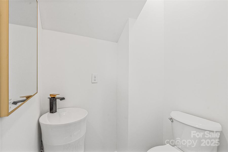 Image 28 of a home in . Image 28 of a home in .