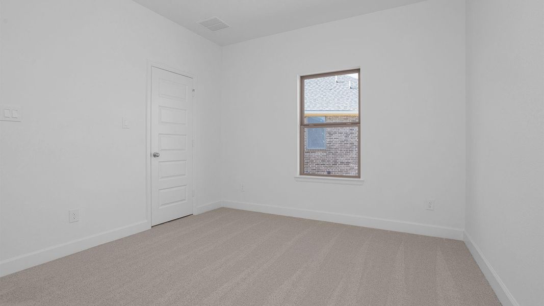 Spacious, unfurnished interior of a new home in StoneCreek Estates, Richmond (Image 16).