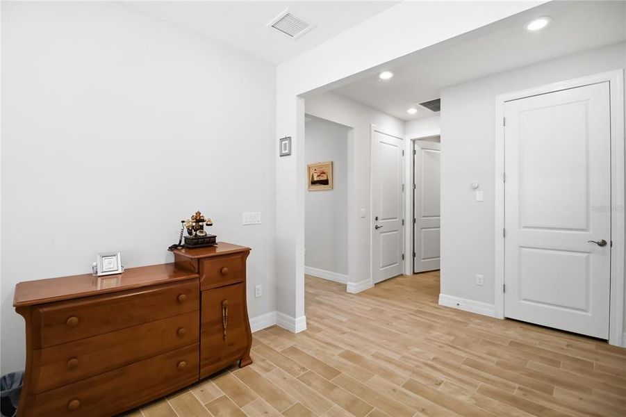 Furnished interior view inside a new home in , St. Cloud (Image 34).