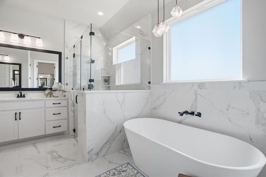 Furnished interior view inside a new home in , Weatherford (Image 28).