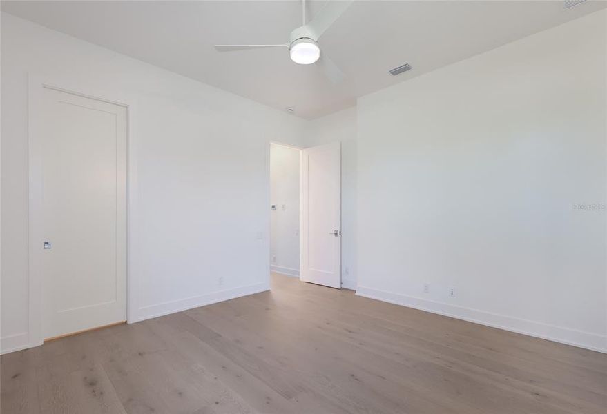 Spacious, unfurnished interior of a new home in Wild Blue at Waterside, Sarasota (Image 48). Spacious, unfurnished interior of a new home in Wild Blue at Waterside, Sarasota (Image 48).