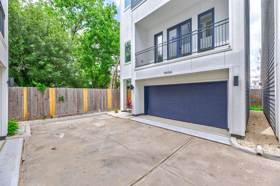 Exterior details and patio area of a home in , Houston (Image 21).