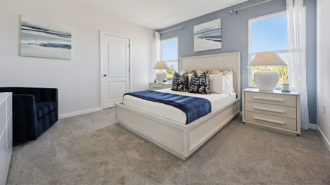 Furnished interior view inside a new home in Wynwood, Ocoee (Image 13).