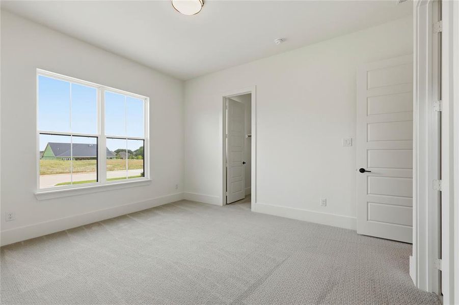 Spacious, unfurnished interior of a new home in The Grove, North Richland Hills (Image 37).