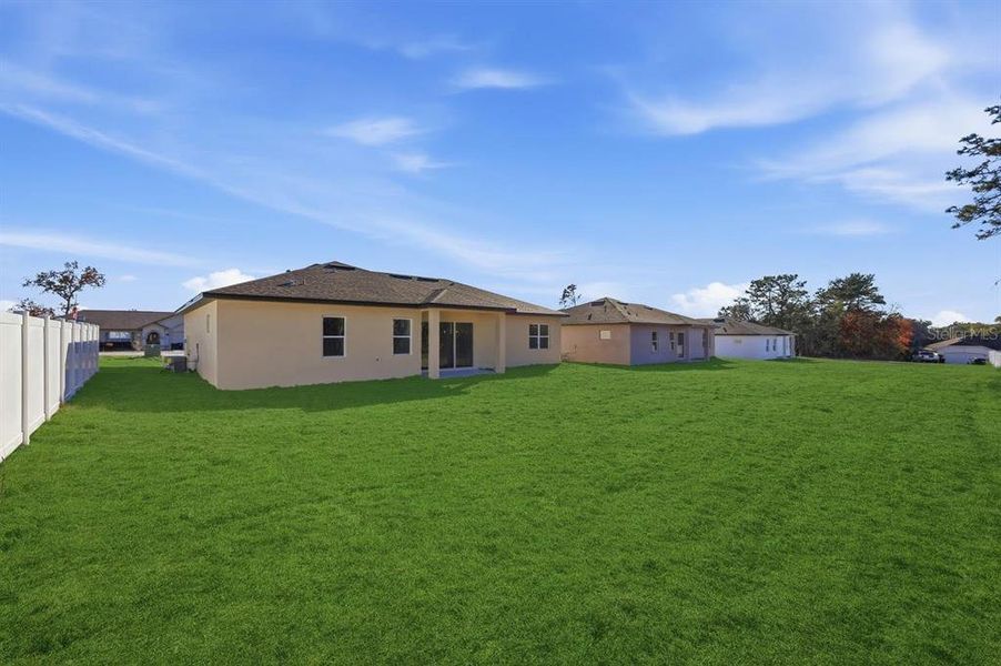 Exterior details and patio area of a home in , Ocala (Image 21).