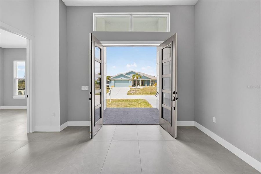 Spacious, unfurnished interior of a new home in , Port Charlotte (Image 55).