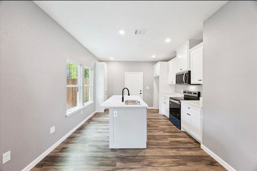 Furnished interior view inside a new home in , Fort Worth (Image 7). Furnished interior view inside a new home in , Fort Worth (Image 7).