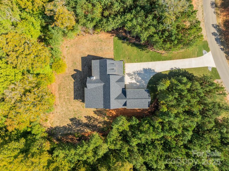 Image 35 of a home in .