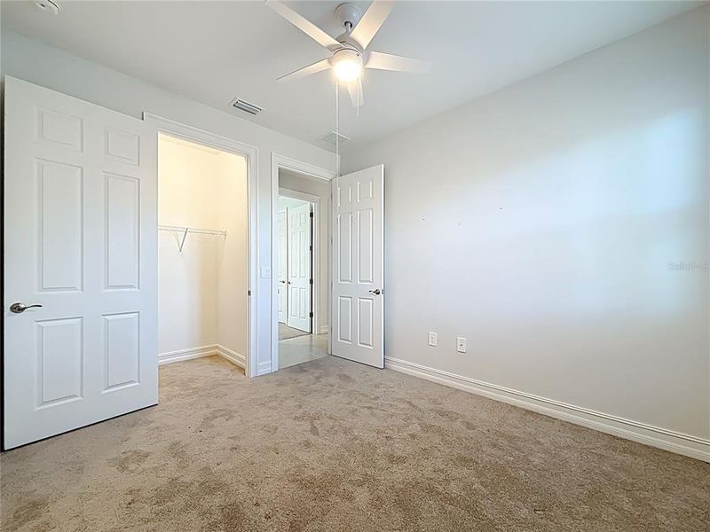 Spacious, unfurnished interior of a new home in , Port Charlotte (Image 33).