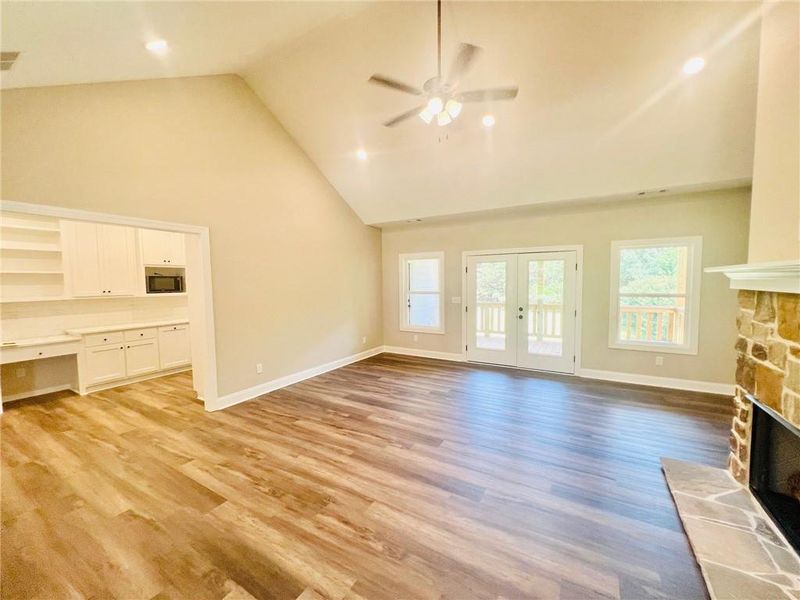 Spacious, unfurnished interior of a new home in , Taylorsville (Image 34).
