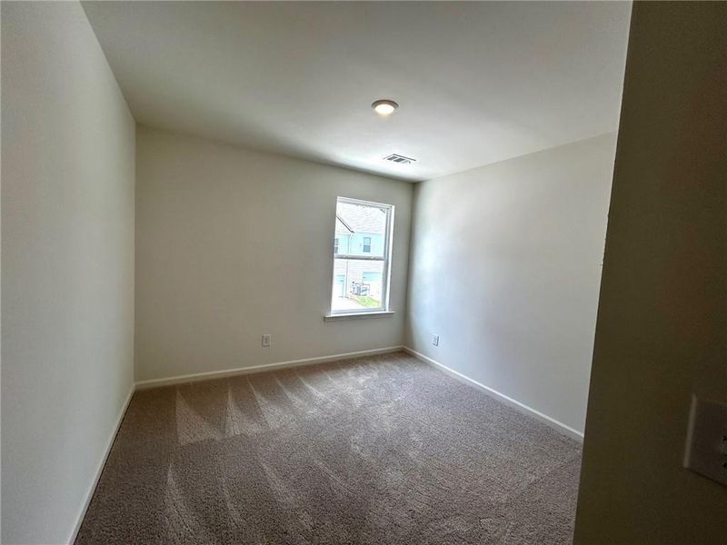 Spacious, unfurnished interior of a new home in Shoals Crossing, Conyers (Image 31). Spacious, unfurnished interior of a new home in Shoals Crossing, Conyers (Image 31).