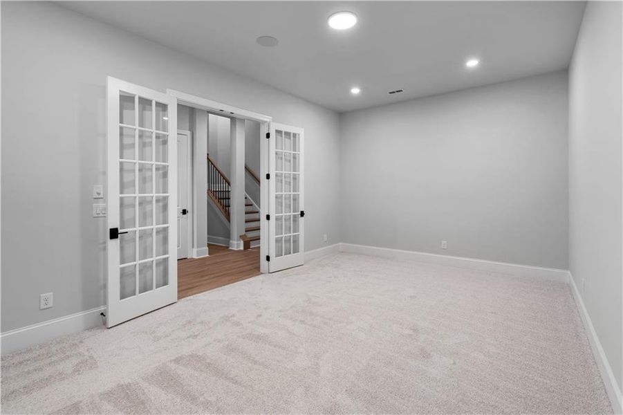 Spacious, unfurnished interior of a new home in Waterside Single Family, Peachtree Corners (Image 41).