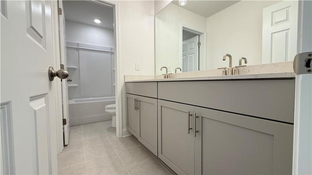Furnished interior view inside a new home in Wehunt Meadows, Hoschton (Image 10).