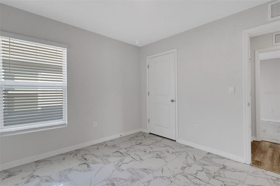 Spacious, unfurnished interior of a new home in Silverstone North, Palmetto (Image 33). Spacious, unfurnished interior of a new home in Silverstone North, Palmetto (Image 33).