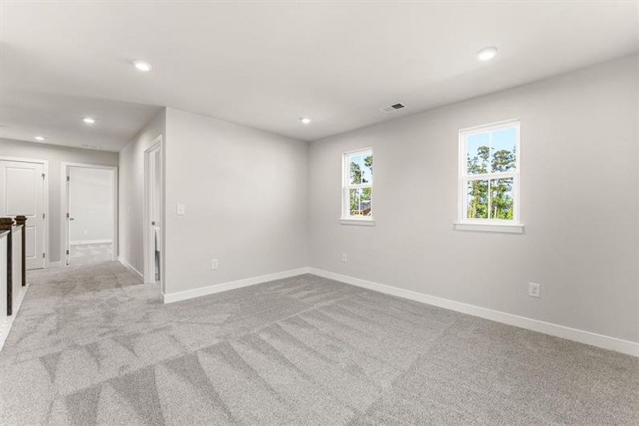 Spacious, unfurnished interior of a new home in Grande Dunes North Village, Myrtle Beach (Image 22). Spacious, unfurnished interior of a new home in Grande Dunes North Village, Myrtle Beach (Image 22).