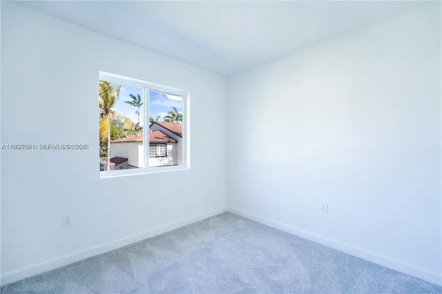 Spacious, unfurnished interior of a new home in , Pembroke Park (Image 10).