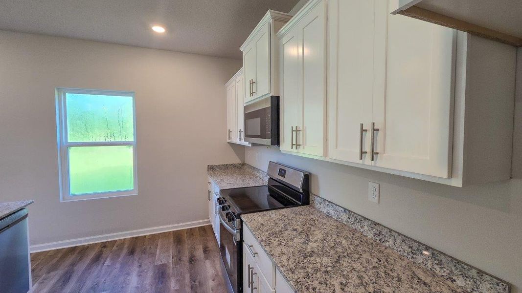 Furnished interior view inside a new home in Fallschase, Tallahassee (Image 6).