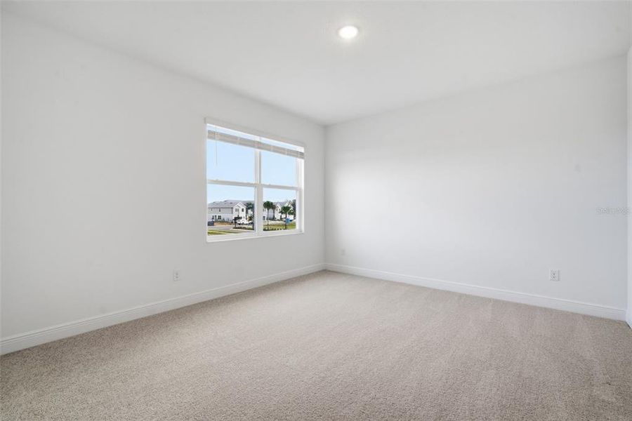 Spacious, unfurnished interior of a new home in North River Ranch, Parrish (Image 36).
