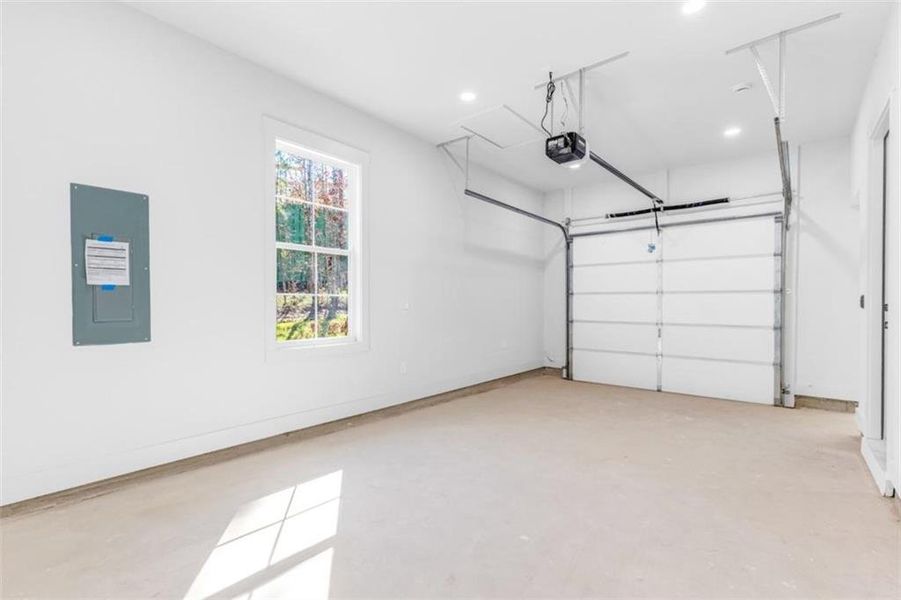 Spacious, unfurnished interior of a new home in , Newnan (Image 31).