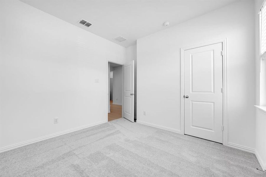 Spacious, unfurnished interior of a new home in River Ridge, Crandall (Image 23). Spacious, unfurnished interior of a new home in River Ridge, Crandall (Image 23).