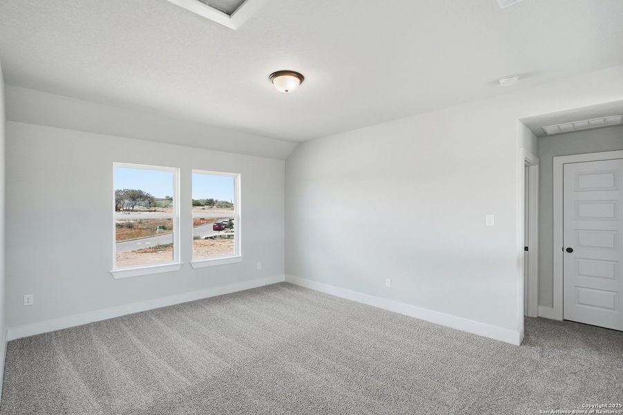 Spacious, unfurnished interior of a new home in Alsatian Oaks, Castroville (Image 49).
