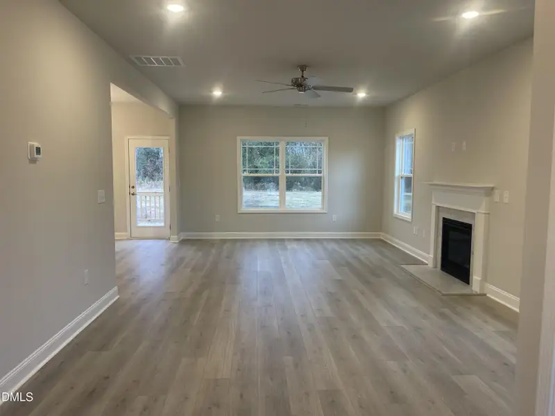 Spacious Living room