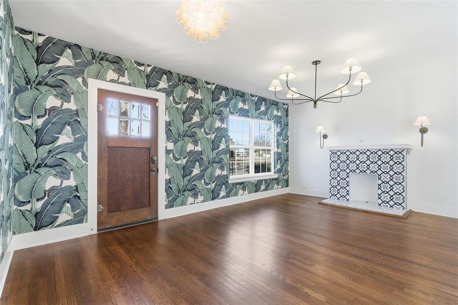 Spacious, unfurnished interior of a new home in , Cleburne (Image 20).