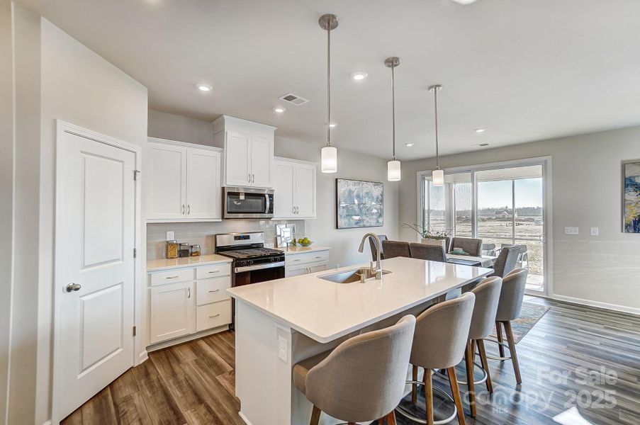 Representational only. Actual exterior elevation and interior finishes can vary. Representational only. Actual exterior elevation and interior finishes can vary.