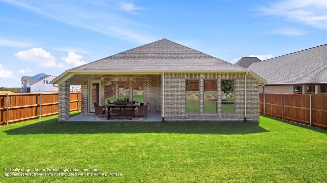 Exterior details and patio area of a home in Eliana, McKinney (Image 3).