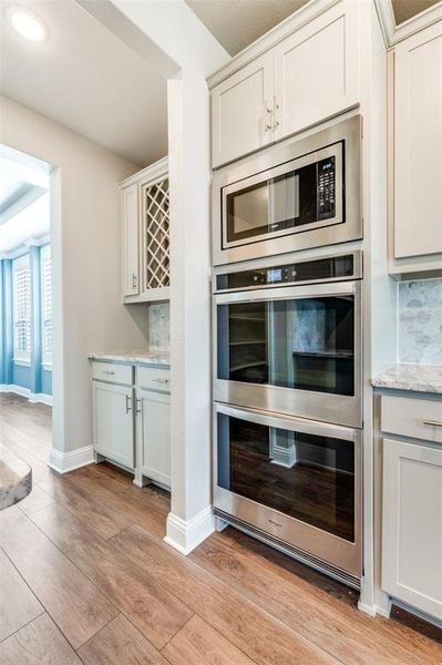 Furnished interior view inside a new home in , Mansfield (Image 7).