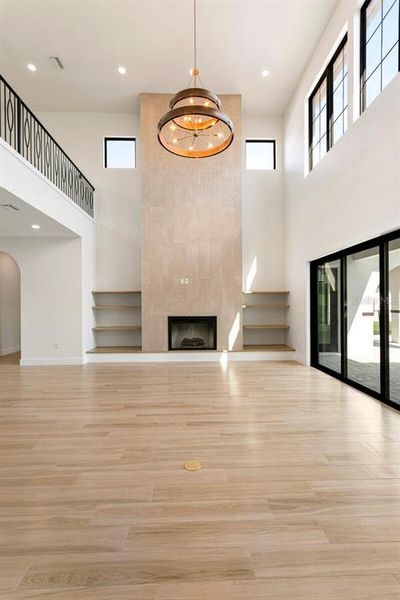 Spacious, unfurnished interior of a new home in , Lithia (Image 36).