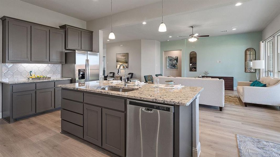 Furnished interior view inside a new home in Lakeview Pointe, Grand Prairie (Image 15).