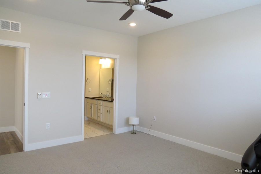 Spacious, unfurnished interior of a new home in , Denver (Image 23).