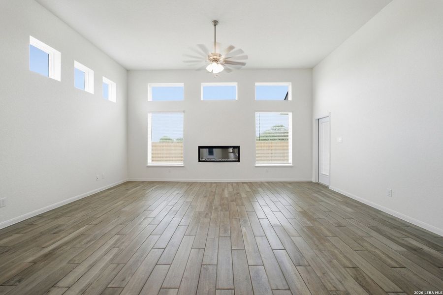 Spacious, unfurnished interior of a new home in Megan's Landing, Castroville (Image 18).