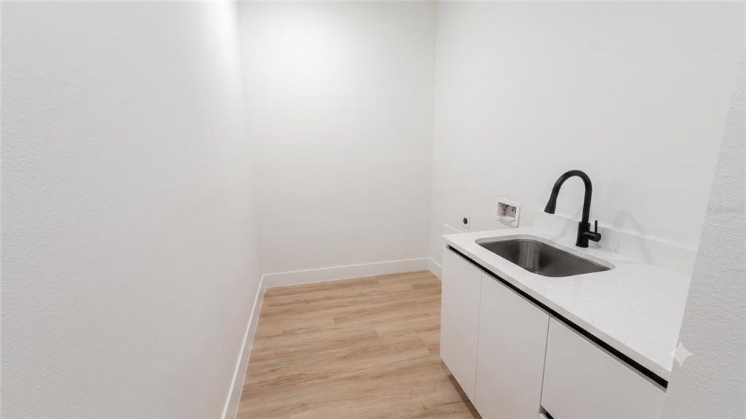 Image 34 of a home in .
