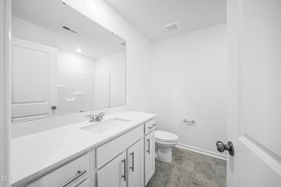 SUN_CrescentTownes_Pic_Savannah_Bath2_1o