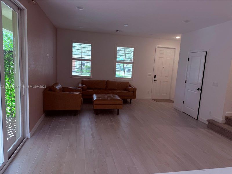 Image 12 of a home in .