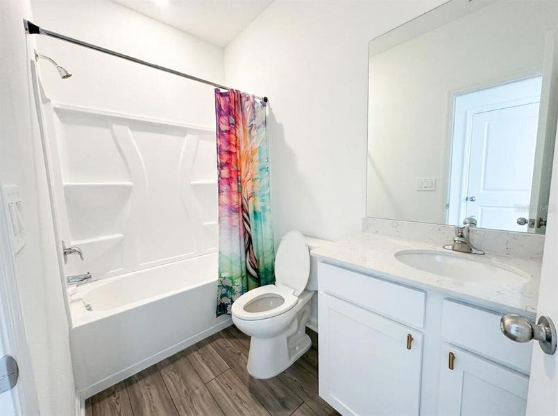 Furnished interior view inside a new home in , Ocala (Image 18).