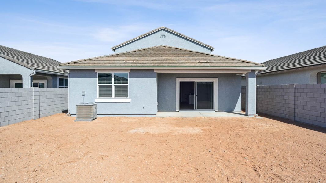 Representative exterior details of a home built from the Mitchell by D.R. Horton in Upper Canyon, Phoenix (Image 4).