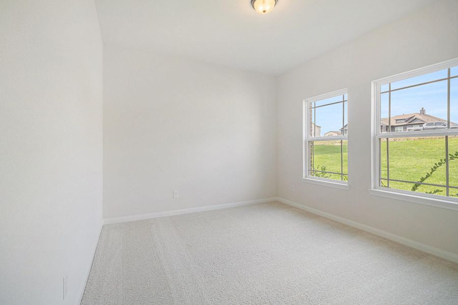 Spacious, unfurnished interior of a new home in Rose Hill Estates, Willis (Image 34).