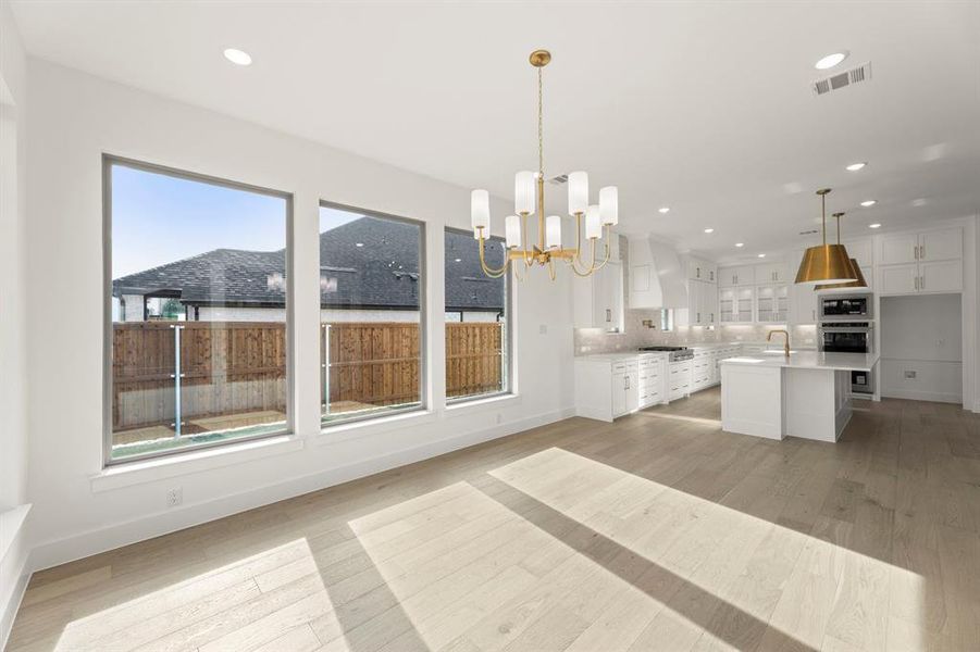 681 Capella - Dining (2) 681 Capella - Dining (2)