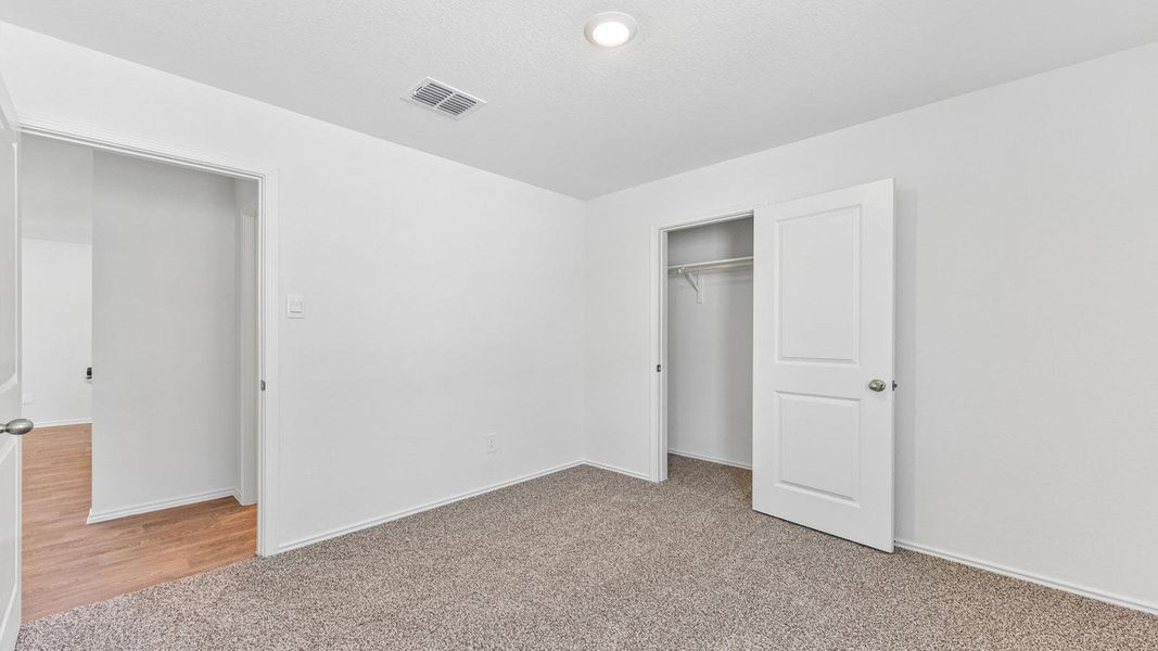 Spacious, unfurnished interior of a new home in Watermill, Uhland (Image 33). Spacious, unfurnished interior of a new home in Watermill, Uhland (Image 33).
