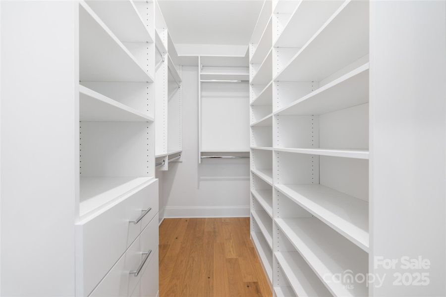 Spacious, unfurnished interior of a new home in , Charlotte (Image 19).