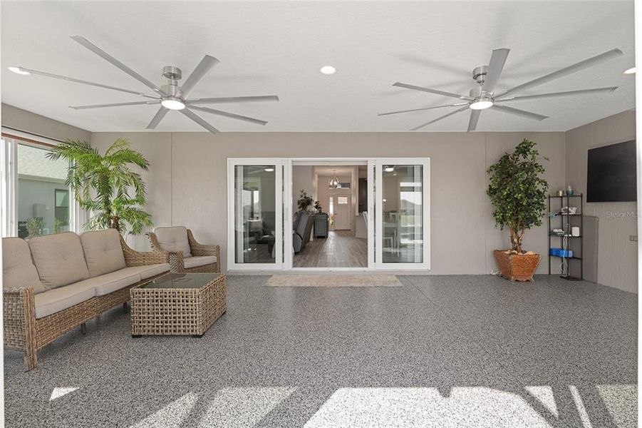 Exterior details and patio area of a home in , The Villages (Image 22).