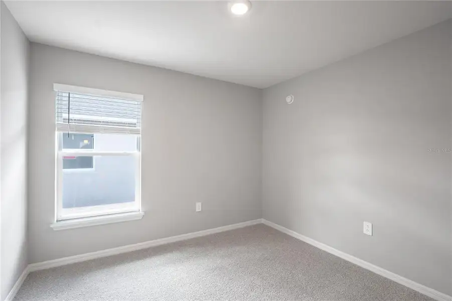 Spacious, unfurnished interior of a new home in Cypress Ridge Ranch, Wimauma (Image 8).